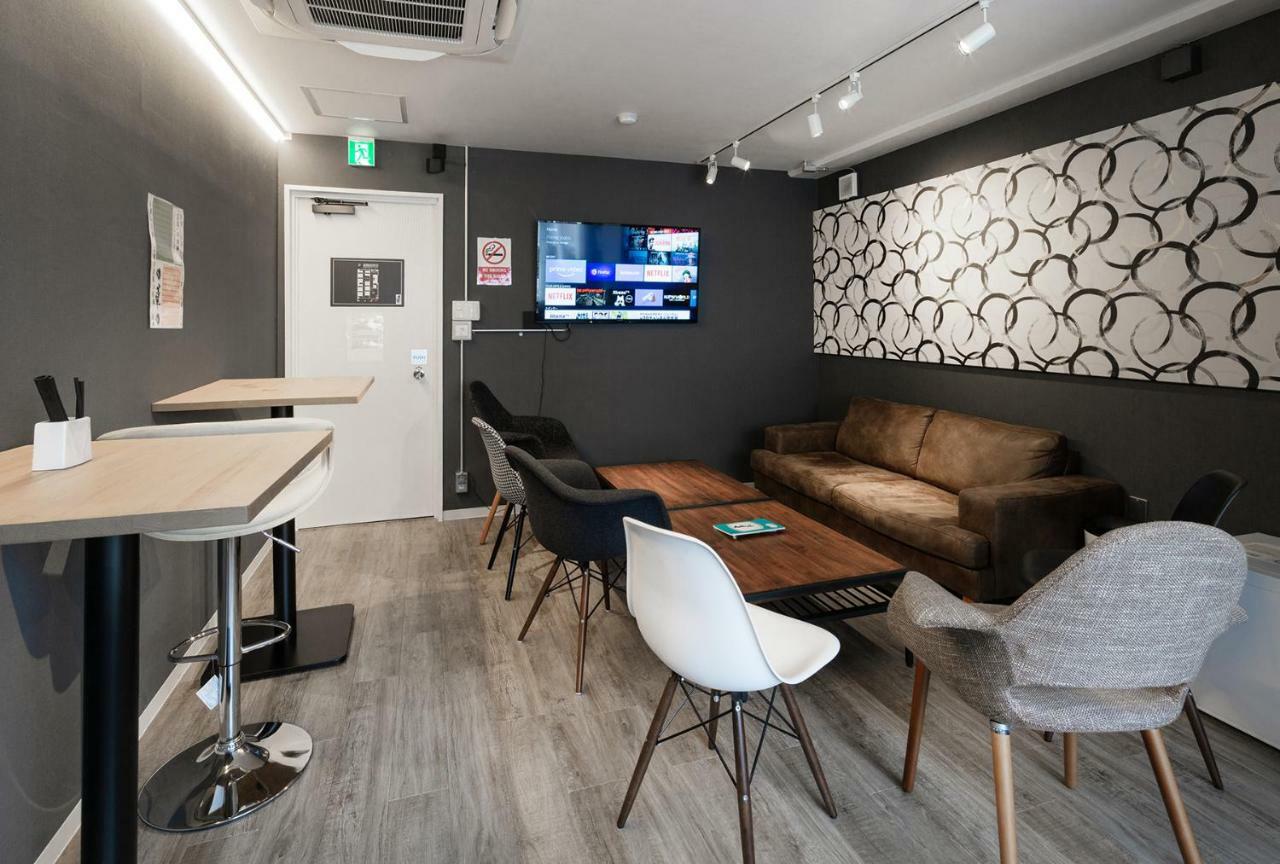 Honjin Hostel Осака Екстериор снимка